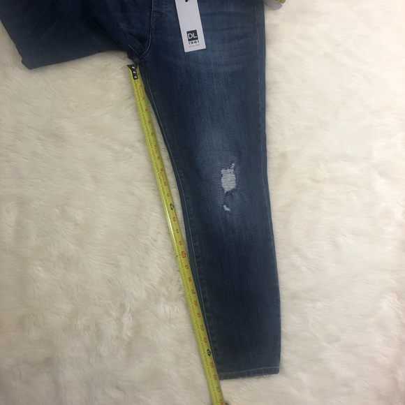 DL 1961 Slouchy Skinny Jeans - Picture 3 of 8